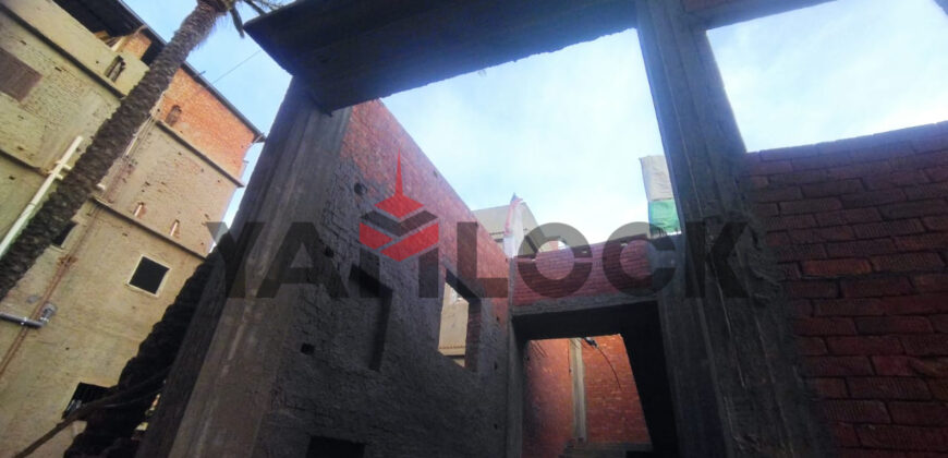 مبنى سكني 148 م² للبيع في قرية العزازمة الجديدة مركز فرسكور طريق المقابر دمياط