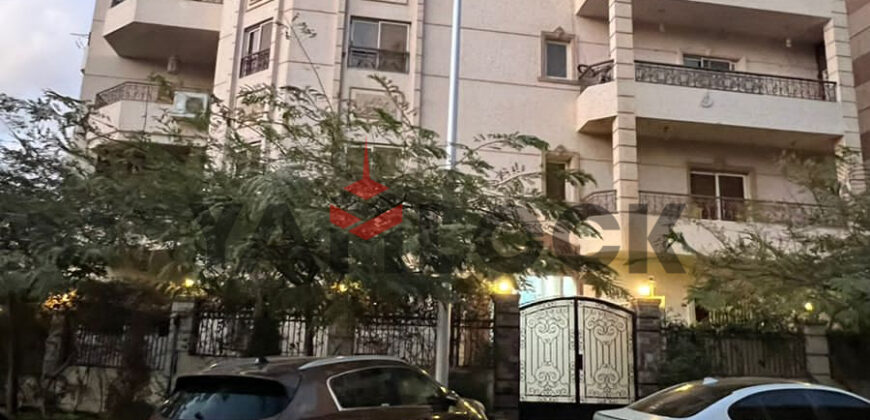 شقة و روف 220 م² للبيع في بنفسج عمارات – القاهرة الجديدة