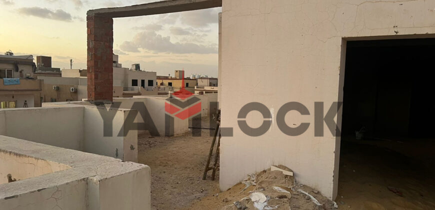 شقة و روف 220 م² للبيع في بنفسج عمارات – القاهرة الجديدة