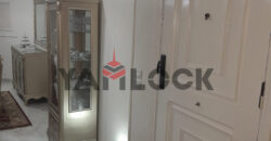 شقة 250 م² للبيع تشطيب سوبر لوكس – إطلالة شارع الرئيسي في مقطم – القاهرة