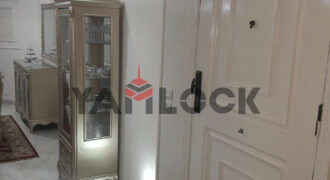 شقة 250 م² للبيع تشطيب سوبر لوكس – إطلالة شارع الرئيسي في مقطم – القاهرة