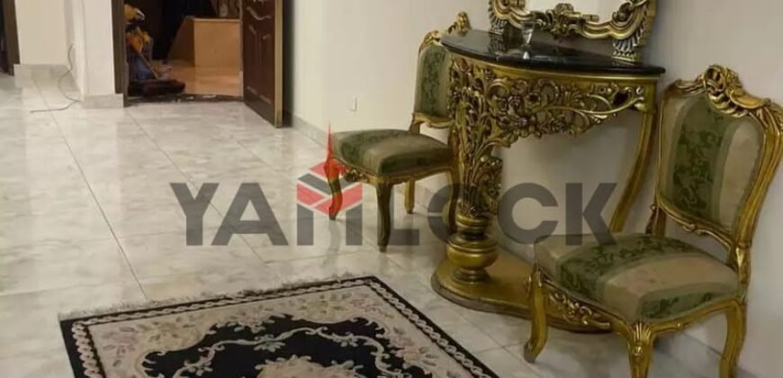 شقة 200 م² للايجار في الحب الرابع العبور