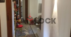 شقة في فيلا 210 م² للبيع في الحي الأول شرق، المجاورة الثانية، على طريق الشباب الرئيسي وبالقرب من نادي جرين هيلز