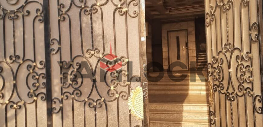 شقه بالروف 360 م² للبيع في 18 شارع عمرو بن العاص المطبعه فيصل