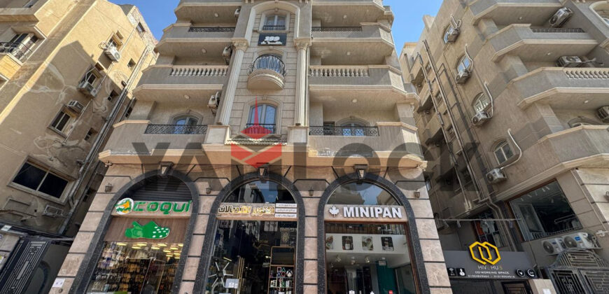 شقة 160 م² للايجار اليومي في الحي الأول مجاورة ٢ شارع معهد الفنون التطبيقية من شارع السنترال عمارة ١٩٩ – 6 أكتوبر