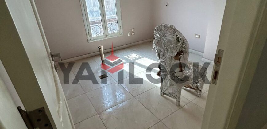 Apartment 120 m² for Sale Super Lux – Side street view in Nasr City – Cairo