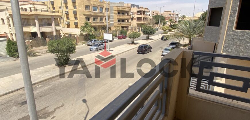 مبنى سكنى كامل 324 م² للبيع في شارع الصفوة – الشروق