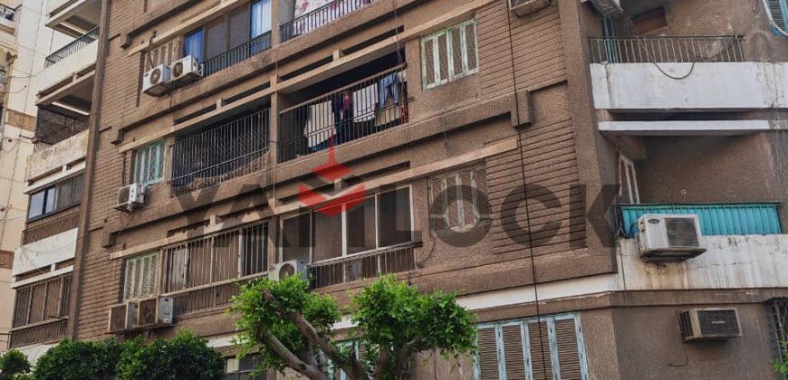 مبنى سكني 370 م² للبيع في مصر الجديدة خلف سنترال مصر الجديدة
