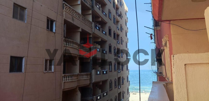 شقة 80 م² تطل ع شاطئ الزراعيين – الاسكندرية