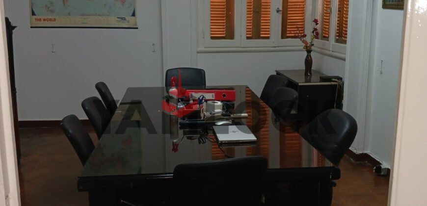 Residential Building 427 m² for Sale in 28 Hassan Mahmoud El-Nozha