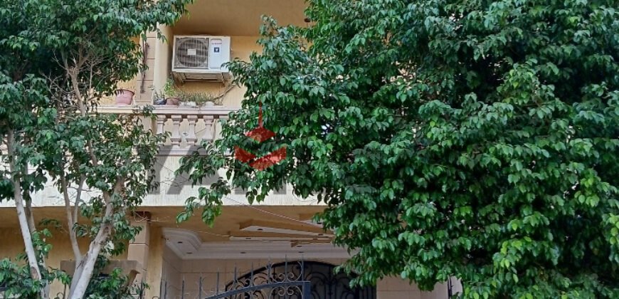 شقة في فيلا 190 م² للبيع في شارع سلمان الفارسي تقاطع شارع مختارع التاتش