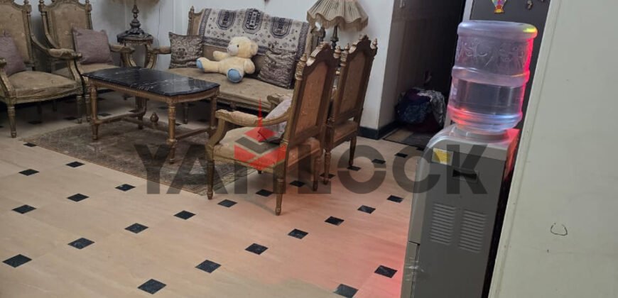 شقة 160 م² للبيع  إطلالة حديقة في مقطم بشارع الاشجار بالمقطم