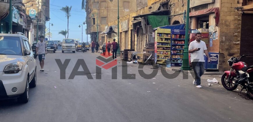 كافيتريا 65 م² للبيع في شارع القهوتين الرئيسي بجوار فتح الله جمله ماركت اول نمره من البحر