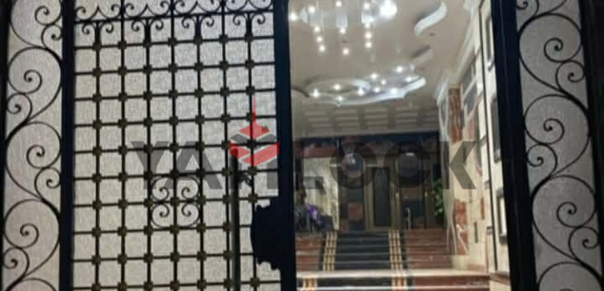 شقة 140 م² للإيجار المفروش في ميامي أمام الأكاديميه العربية بوابة ال IGCSE الاسكندرية