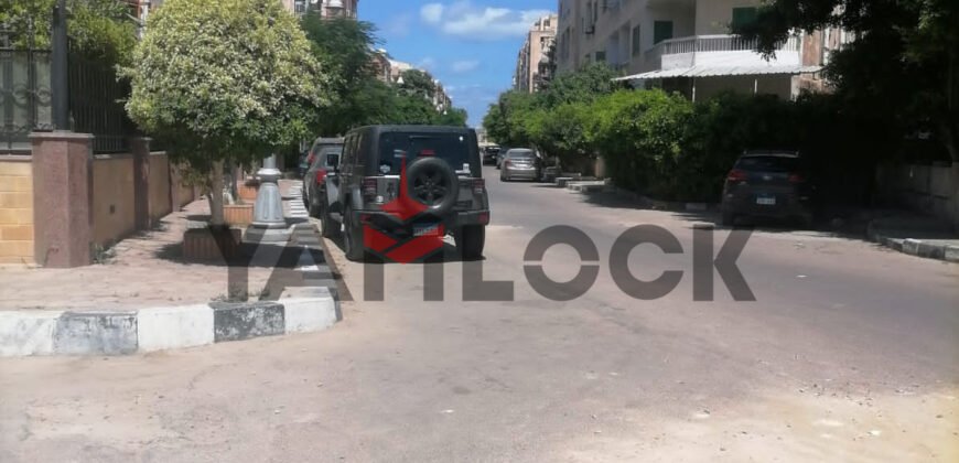 شقة 120 م² للبيع في المعموره الشاطئ شارع سيف وانلي – الاسكندرية