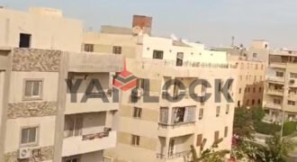 شقة 160 م² للبيع في الشروق امام مدينتى المنطقه الثامنه المجاوره الثانيه على الاوسطى