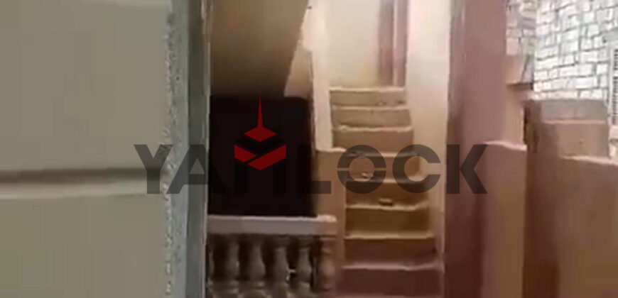 فيلا مستقلة 250 م² للبيع بعد مطار مطروح 3 نمرة من الشارع الرئيسي