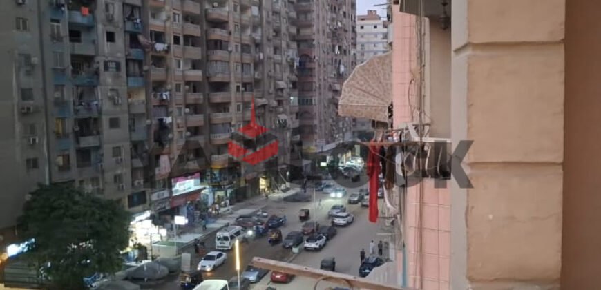 شقة 125 م² للبيع في شارع الملك فيصل امام الوحدة الصحية