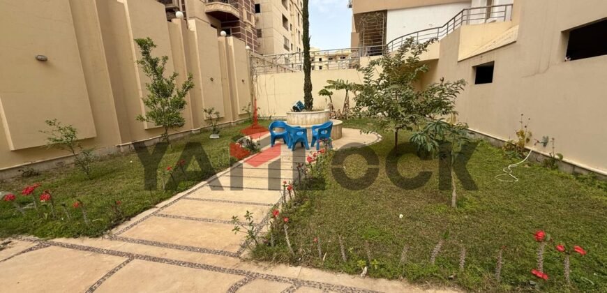 بنتهاوس 184 م² للبيع مفروش في قلب التجمع سكاي فيو كمبوند