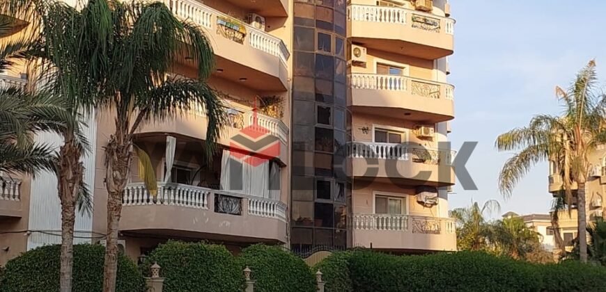 شقة 350 م² للبيع في دريم لاند – موقع متميز جدا شارع الشانزليزيه 6 أكتوبر – الجيزة