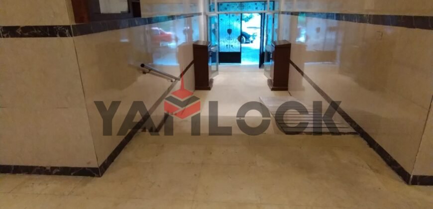 وحده ادارية 100 م² للبيع قريبة من شارع النصر مدنية نصر وهى بين الجامعة العمالية وقسم مدنية نصر أول