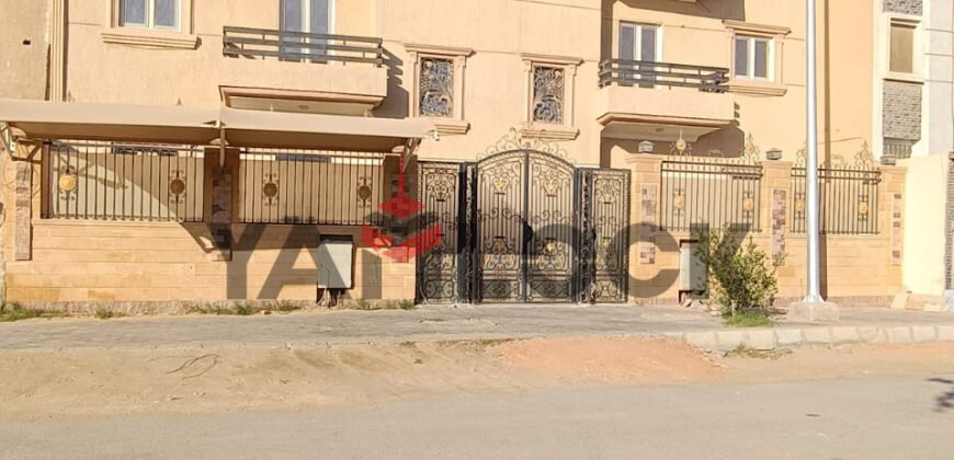 مبنى سكني 300 م² للبيع في المنطقة السابعة قطاع د – ابني بيتك