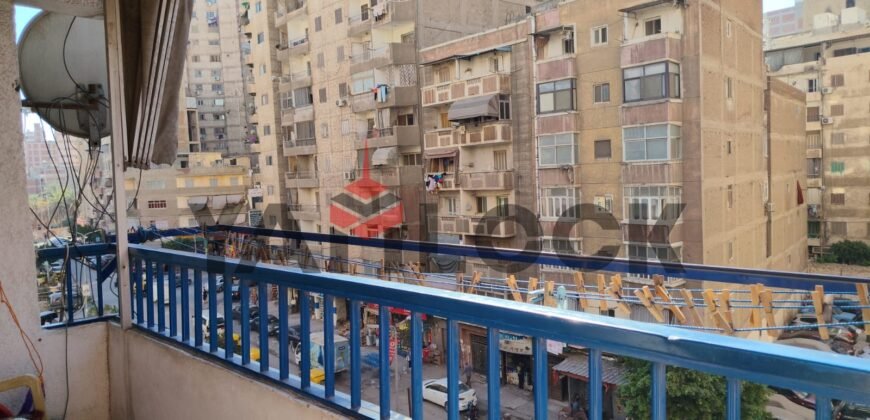 شقة 120 م² للبيع في شارع القاهرة سيدي بشر- الاسكندرية