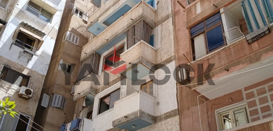 شقة 82 م² للبيع بشدس شارع الهدي متفرع من محطه ترام شدس – الاسكندرية