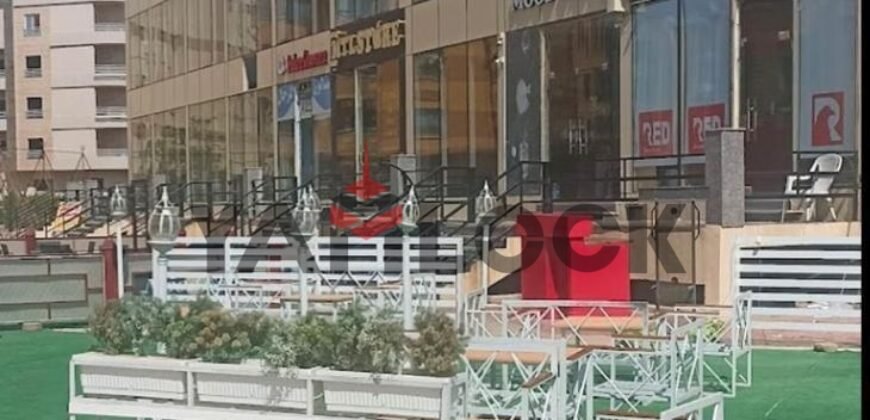محل تجاري 32 م² للبيع محل رقم 42 بمول هاي تاون محور جمال عبد الناصر اكتوبر