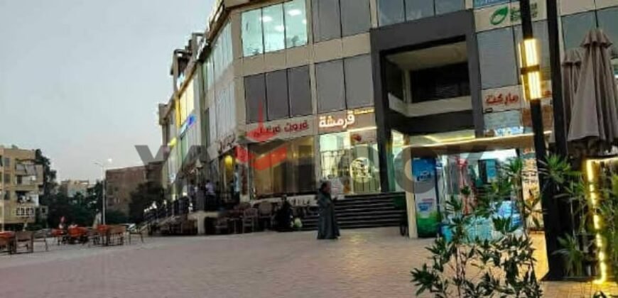 محل تجاري 32 م² للبيع محل رقم 42 بمول هاي تاون محور جمال عبد الناصر اكتوبر