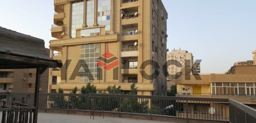مبني سكني 980 م² للبيع في شارع د. محمد على البقلى متفرع من شارع الحجاز و موازى لشارع عبد العزيز فهمى