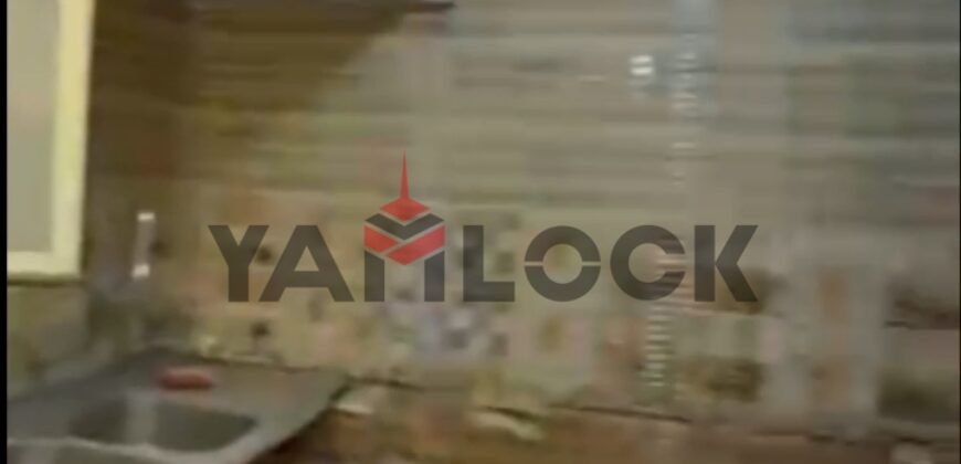 شقة سكني او اداري 300 م² للإيجار صف أول علي كورنيش المعادي (أبراج المعادي ستار)