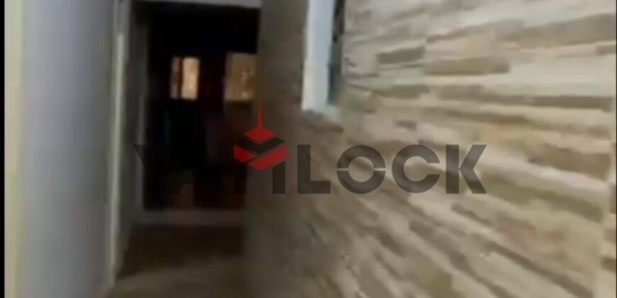 شقة سكني او اداري 300 م² للإيجار صف أول علي كورنيش المعادي (أبراج المعادي ستار)