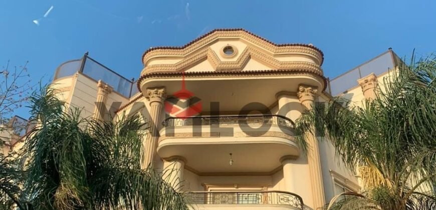 شقة 480 م² للبيع تطل ع شارع 90 و 100 – العبور