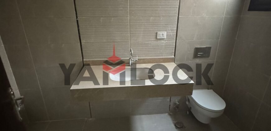 شقة 200 م² للايجار في البنفسج عمارات التجمع الأول