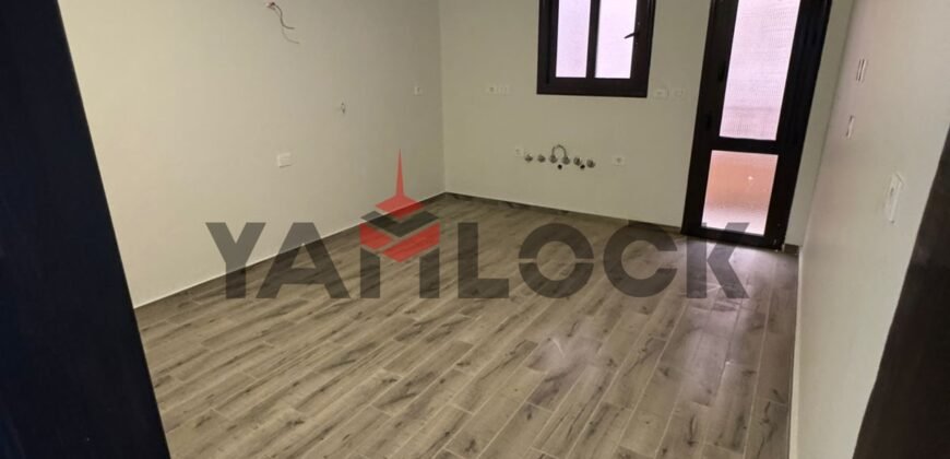 شقة 200 م² للايجار في البنفسج عمارات التجمع الأول