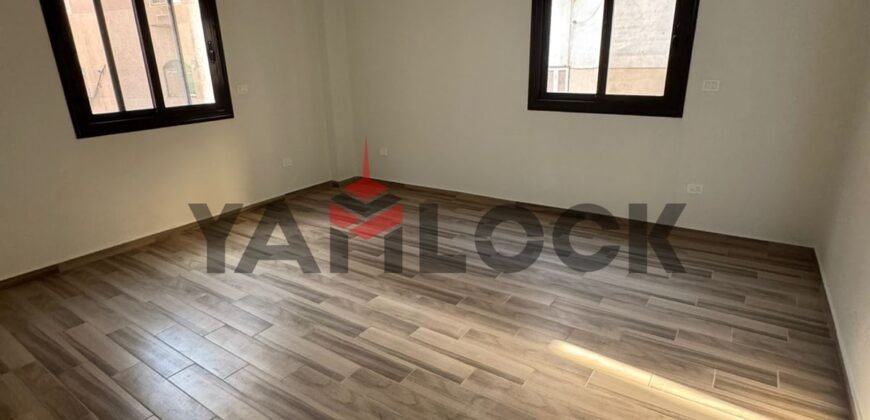 شقة 200 م² للايجار في البنفسج عمارات التجمع الأول