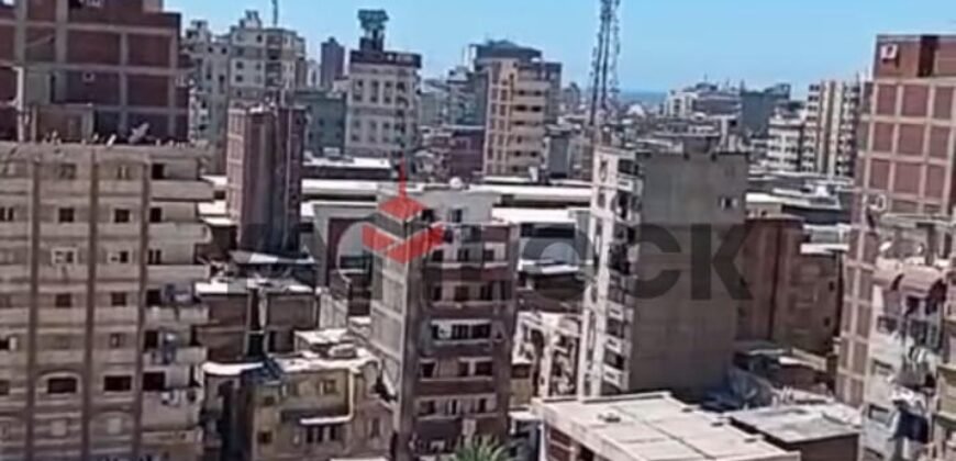 شقة 90 م² للبيع في 14 ش ابن يوسف متفرغ من ش ابن الخطاب محطه مصر امام مدرسة العطارين الثانويه بنات – الاسكندرية