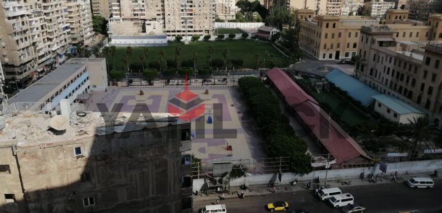 شقة 100 م² للبيع في اول شارع الجلاء خلف نقطه الحريه تطل على مدرسه فكتوريا كوليج – الاسكندرية
