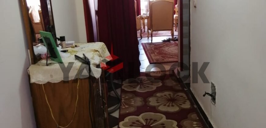 شقة 100 م² للبيع في اول شارع الجلاء خلف نقطه الحريه تطل على مدرسه فكتوريا كوليج – الاسكندرية
