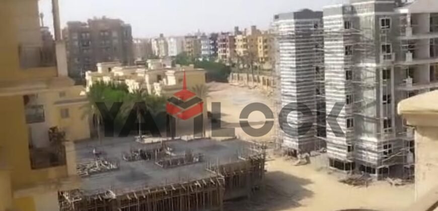 شقة 80 م² للبيع نصف تشطيب بكمبوند واحه الريحانه امام كومباوند كنز