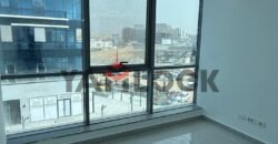 عيادة 56 م² للايجار بمول كيرنل ترى التسعين الشمالي وخلف المستشفى الجوي بين شارعي التسعين الجنوبي والشمالي