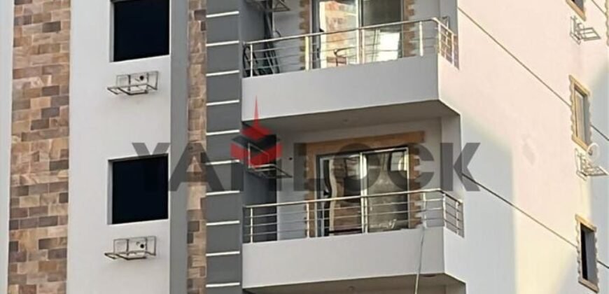 شقة 136 م² للبيع نصف تشطيب  في كمبوند سرايات القطامية  – مقطم