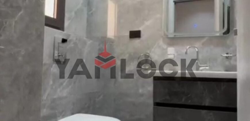 فيلا تاون هاوس 280 م² للبيع  في بكمبوند ديستكرت 5 التجمع الخامس