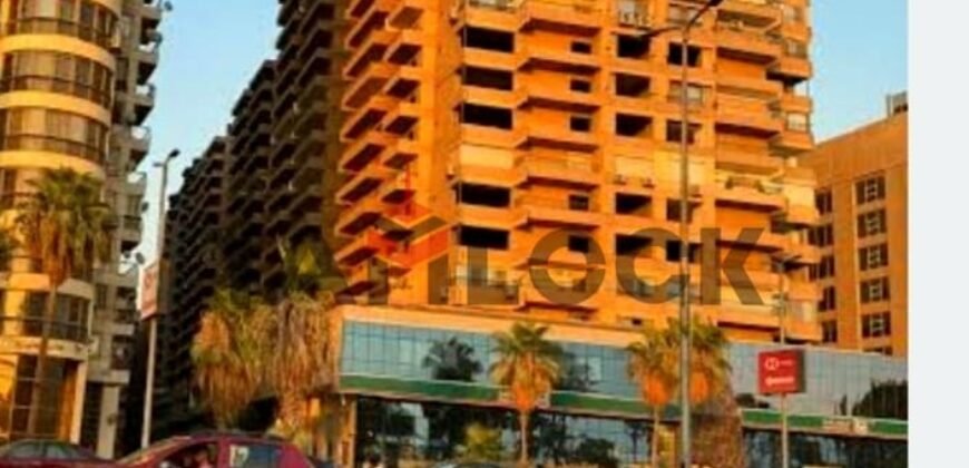 شقة 199 م² للبيع أمام المسطحات المائية عمارة البنك الاهلي – معادي