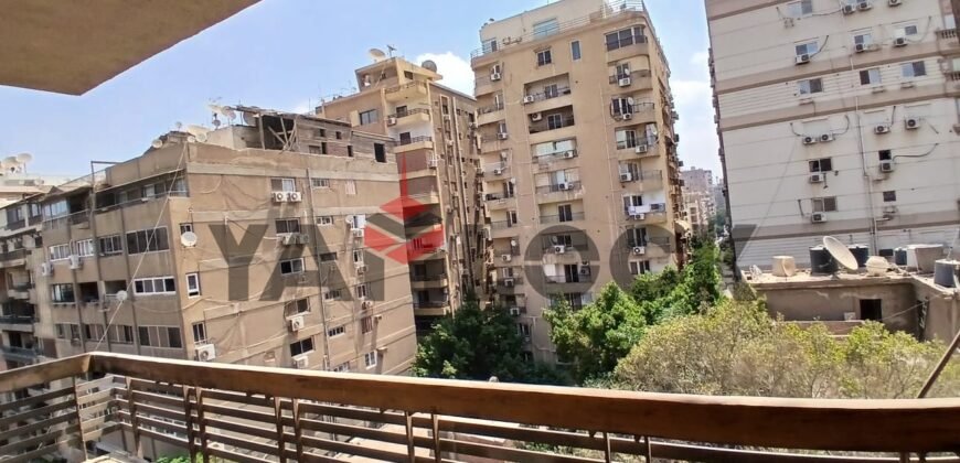 شقة 150 م² للبيع مفروش في ارض الجولف مصر الجديدة