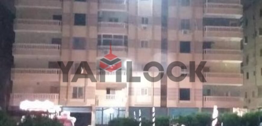 شقة 300 م² للبيع في منطقة أ حدائق الاهرام