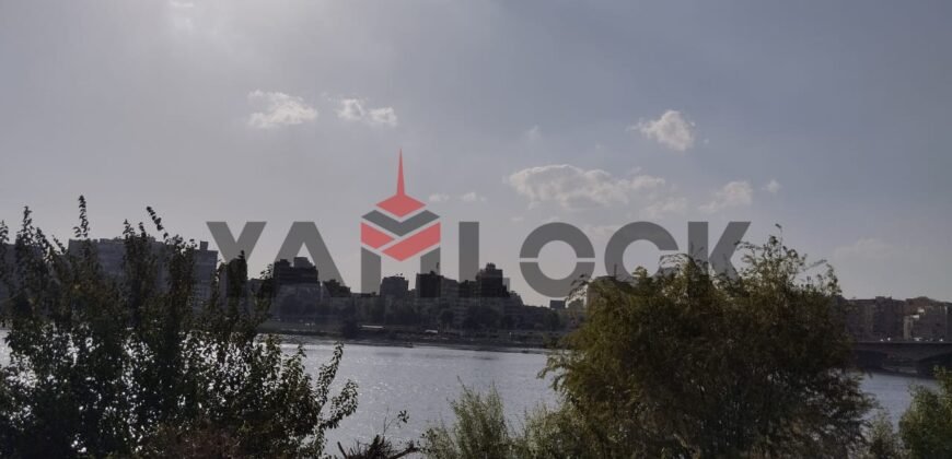 شقة 250 م² للبيع في المنيل علي النيل شارع عبد العزيز السعود