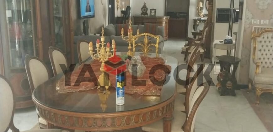 شقة 180 م² للبيع بحديقة خاصة  على المحور المركزى مباشرة أمام جاليريا